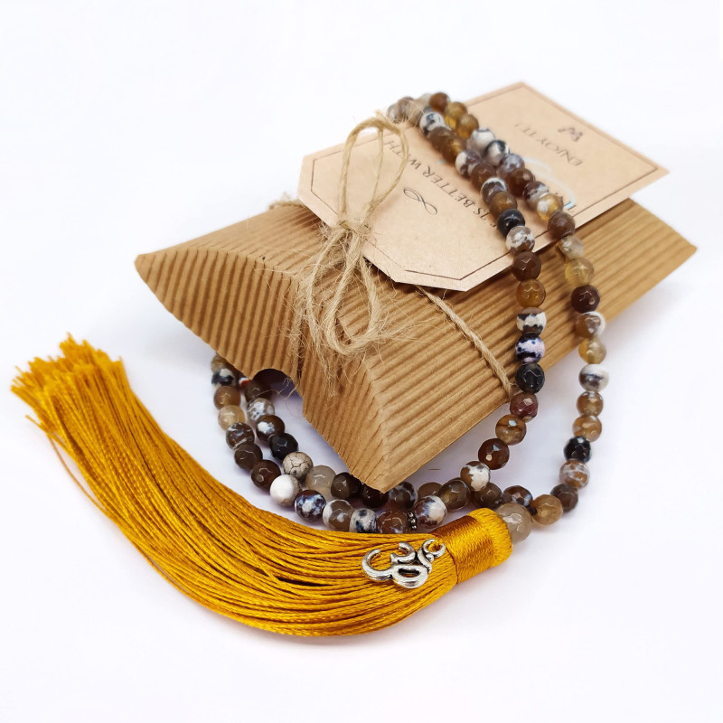 Japa Mala artesanal d’àgata marró amb símbol OM | Meditació