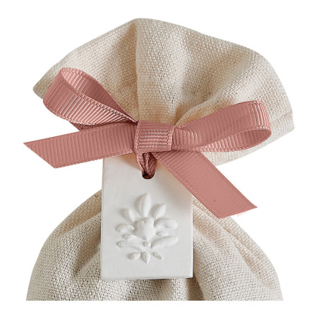 Marquise Scented Sachet – Amber, Vanilla & Wood Fragrance 2