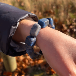 Lapis Lazuli Tumbled Stones Bracelet – Wisdom, Harmony & Inner Peace